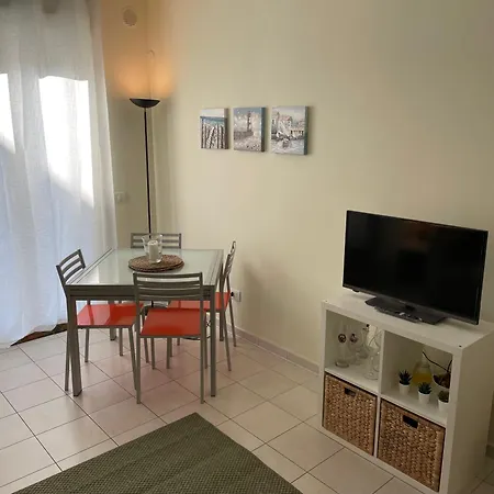 Fregene's Monolocale Apartment
